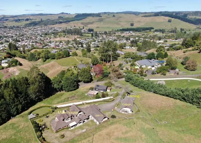Skyline Mountain View Up To 16 People Rotorua