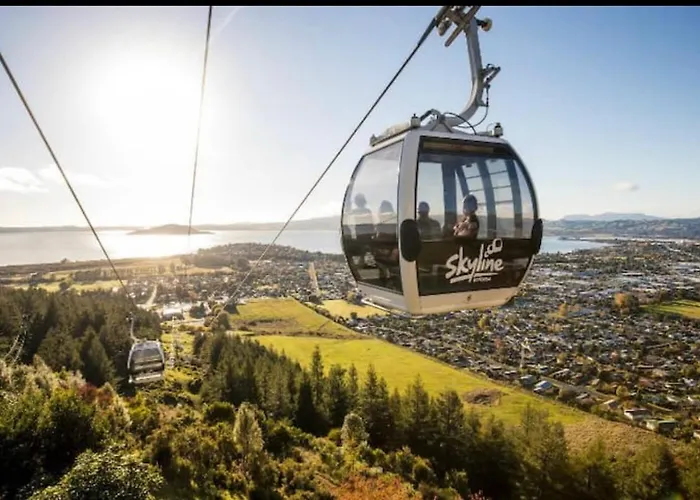 Skyline Mountain View Up To 16 People *